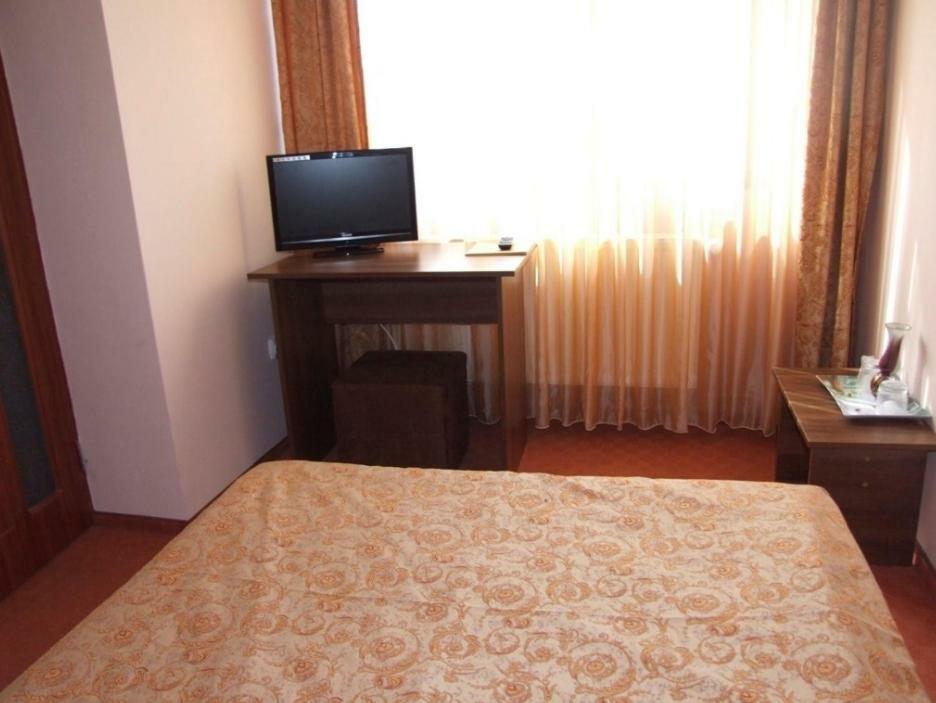 Hotel Plaisir Ploieşti Camera foto